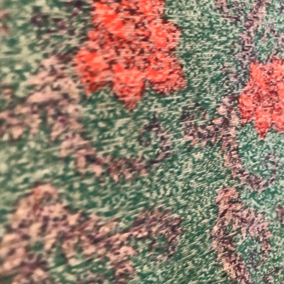 LuLaRoe Top - Picture 9 of 11